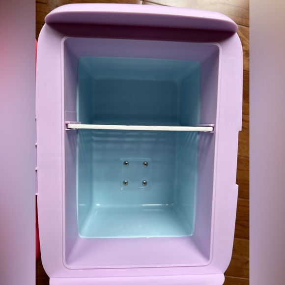 Cooluli 4 Liter Classic Mini Fridge - Nordstrom Exclusive *Small Cosmetic Flaw - Picture 11 of 16